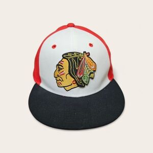 New Era Chicago Blackhawks NHL Snap Back Hat Perfect Condition